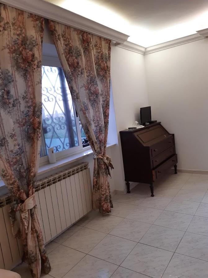 멘타나 La Casa Tra Gli Ulivi Di Fonte Nuova 2 빌라 외부 사진