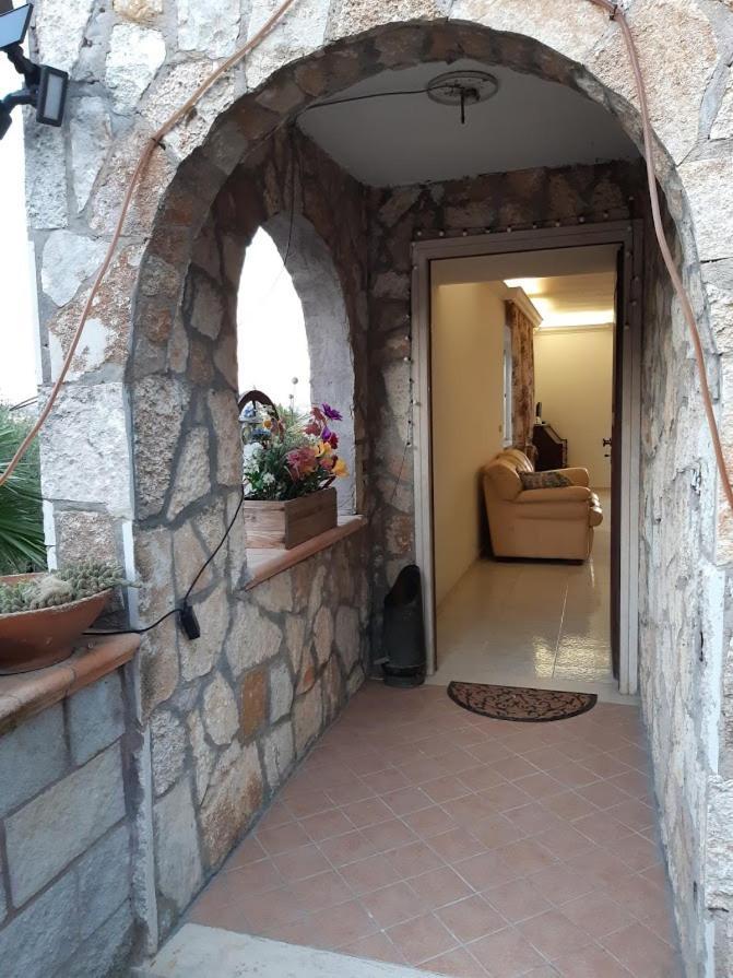 멘타나 La Casa Tra Gli Ulivi Di Fonte Nuova 2 빌라 외부 사진